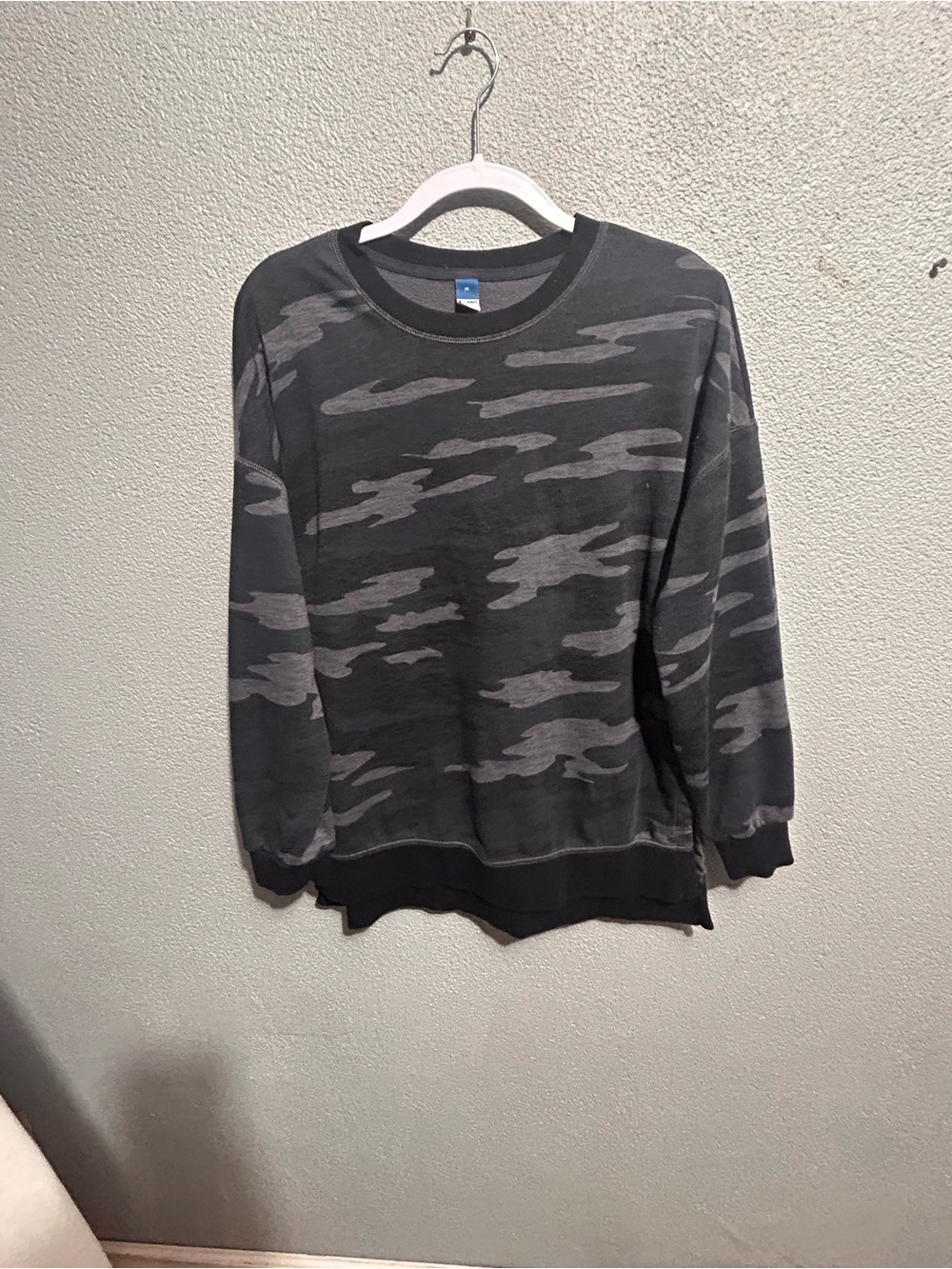 Old navy tunic camo sweatshirt size medium